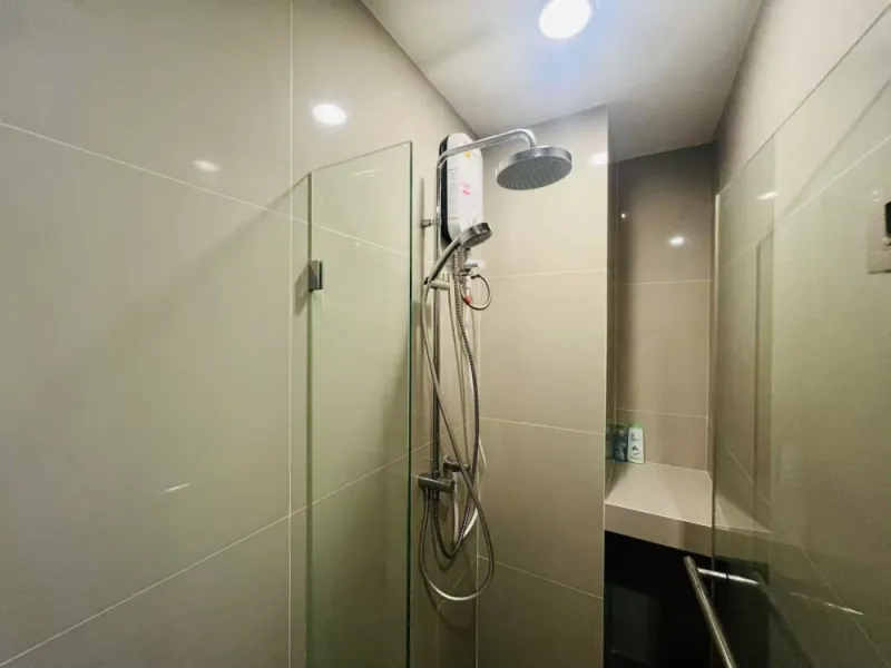 ขาย RHYTHM Asoke 2 ห้องชั้นสูงน่าอยู่ เฟอร์พร้อม เครื่องใช้ไฟฟ้าครบ จองเลย+++