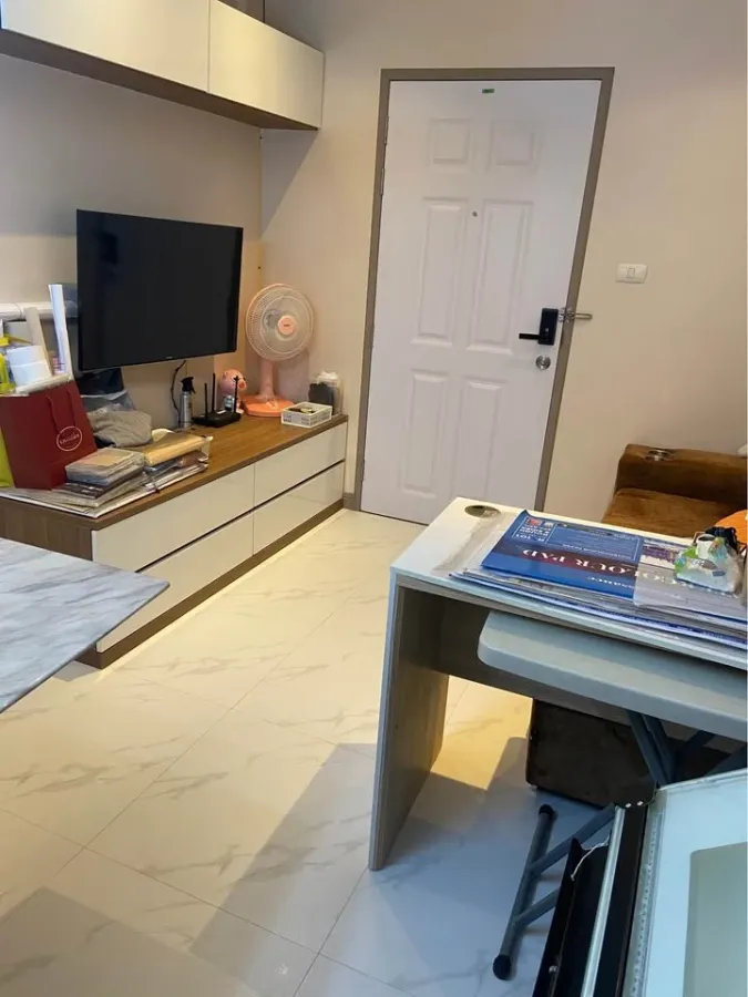 ขาย The Trust Residence Pinklao ห้องน่าอยู่ เฟอร์พร้อม กว้างขวางอยู่สบาย จองเลย
