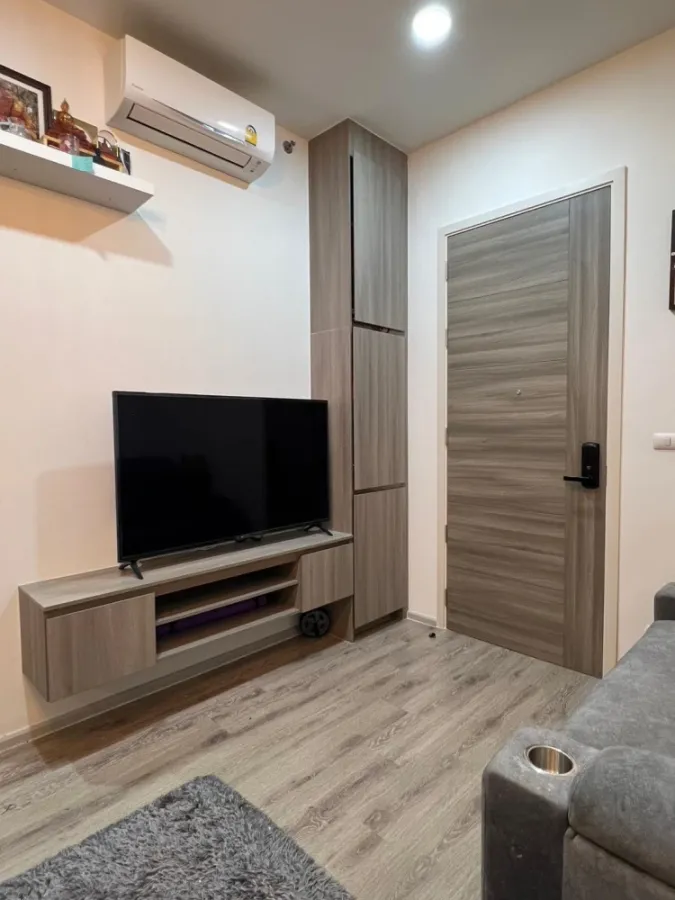 For rent: Knightsbridge Collage Ramkhamhaeng, furnished room, ready to move in, complete here, don't miss it.