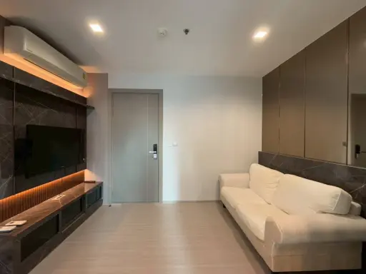 ขายด่วนๆ คอนโด Life Asoke Rama9 ห้องพร้อมอยู่ ชั้น 24 วิวอโศก ไม่บล้อก สะดวกครบจบที่เดียว จองเลย images