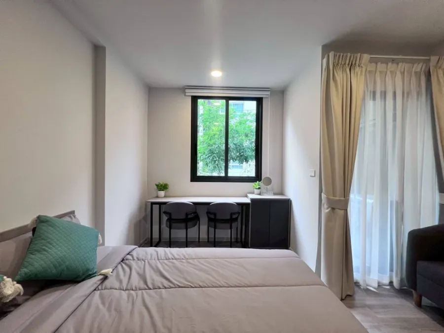 For rent: QUINTARA MHy'GEN RATCHADA - HUAI KHWANG, furnished room, ready to move in, complete here, hurry and reserve now.