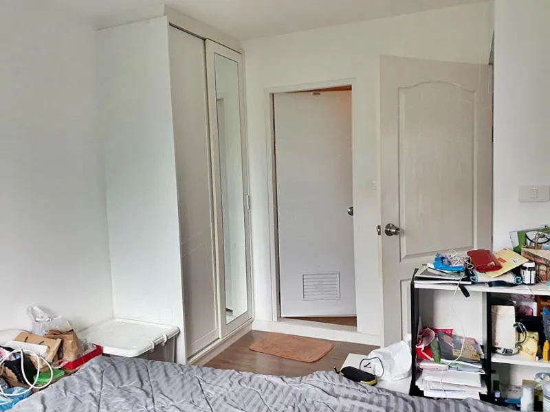 Condo for sale, Icon Petchkasem 39, 3rd floor, 2 bedrooms, 2 bathrooms, north room, not hot, 2 balconies, hurry up