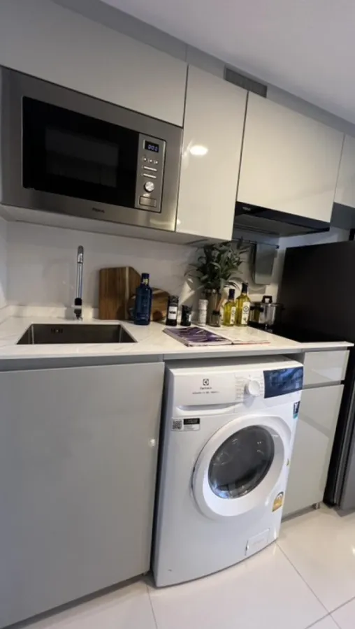 ขาย SOHO Bangkok Ratchada 1 Bedroom Duo เพดานสูง ห้องกว้าง น่าอยู่ จองเลย ห้ามพลาด