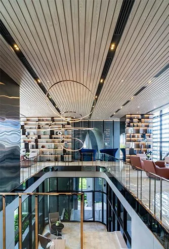 For sale: Ideo Mobi Sukhumvit Eastpoint, 21st floor, very high, great breeze, amazing city view, hurry and reserve before you miss out.
