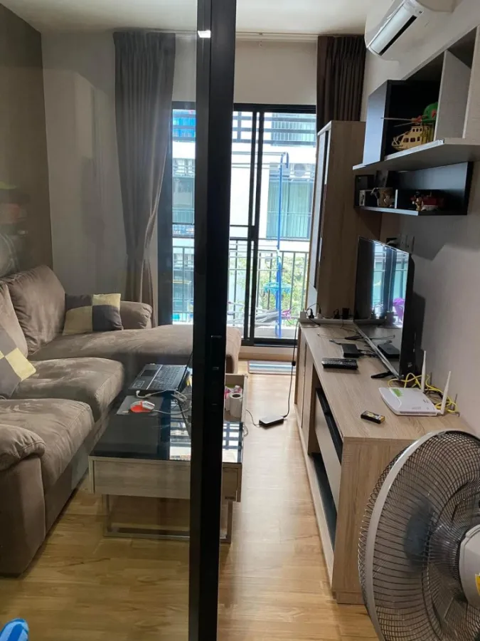 For sale/rent The cabana condo ห้องนอนติดวอลเปเปอร์อย่างดี พร้อมกั้นเป็นสัดส่วน อย่ารอช้า ซื้อเลยยย