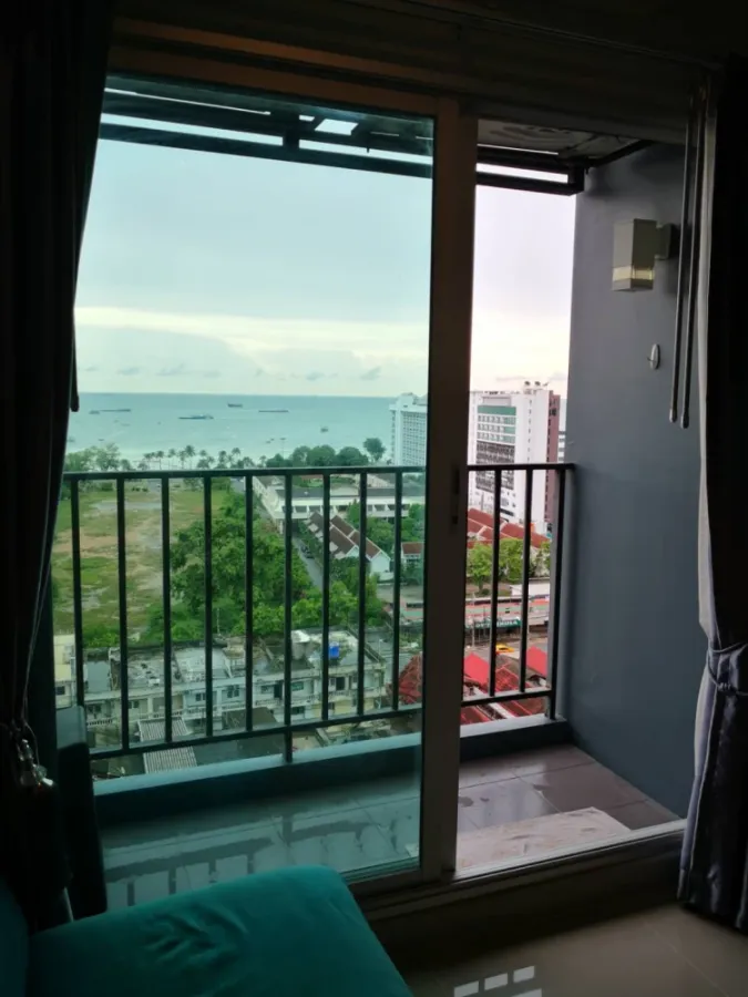 Condo Centric Sea for rent, 1 bedroom, 1 bathroom, fully furnished, great sea view. Don't miss out on this great deal.