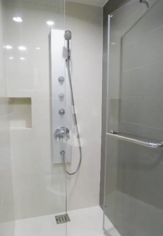 Condo for rent, Ashton Morph 38, south, corner room, green area view, private, beautiful, ready to move in.