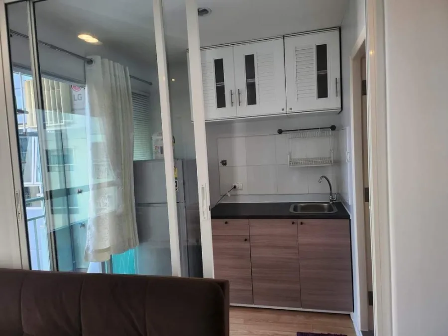 For sale, for rent, Lumpini Ville On Nut 46, corner room, privacy, 5th floor, garden view, good price, book now.