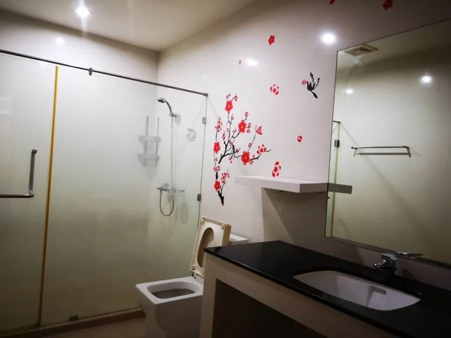 For sale: The Wellington Condo, room ready to move in. There is a spacious living space, ready to move in. Good like this, reserve now.