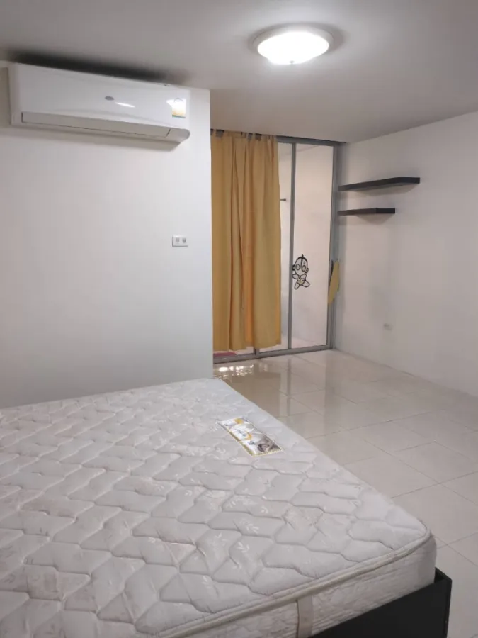 Condo for rent, Ratchada City 18, very good price, easy to live Comfortable to eat. Best location. Book quickly.