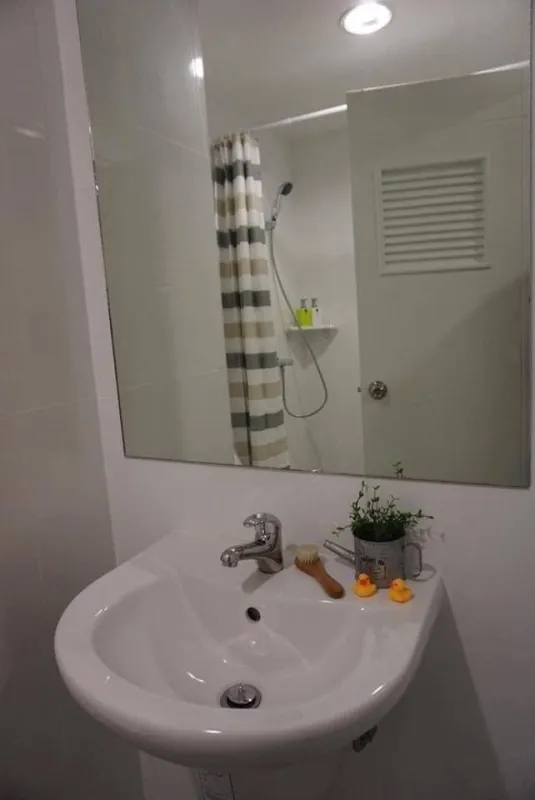 ขาย ให้เช่า A POOL CONDO บางนา เฟอร์นิเจอร์ครบ ราคาสบายกระเป๋า ดีแบบนี้รีบจับจองเลย