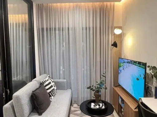 Condo for sale, New River Rest, on the banks of the Chao Phraya River, 4th floor, garden view, facing southeast, good price, reserve now.