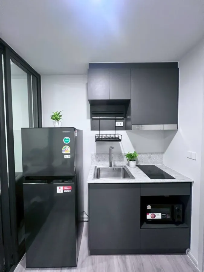 For rent: QUINTARA MHy'GEN RATCHADA - HUAI KHWANG, furnished room, ready to move in, complete here, hurry and reserve now.