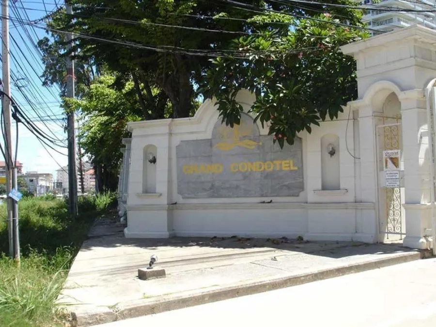 ให้เช่า Grand Condotel ชั้น 21 วิวสระว่ายน้ำ บรรยากาศดีสุดๆ เฟอร์นิเจอร์ครบชุด พลาดไม่ได้แล้ว