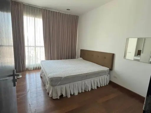 Condo for rent, The Address Chidlom, 3 bedrooms, 3 bathrooms, high floor, very big room, convenient to travel, book now. images