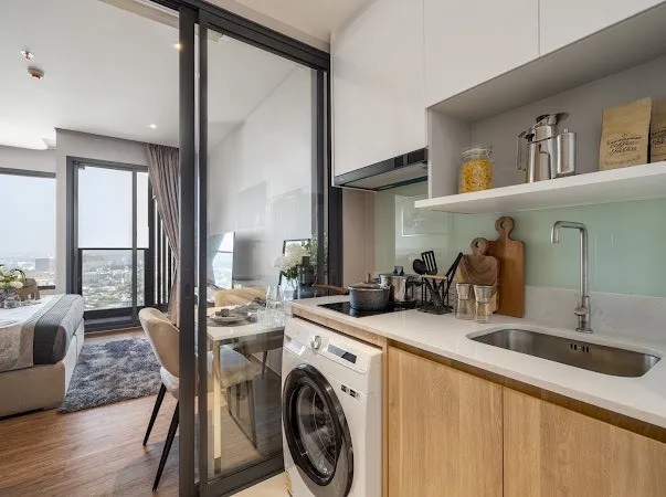 Condo for rent: Once Pattaya (North Pattaya), studio room, decorated with luxurious built-ins. In the heart of Pattaya, you must reserve quickly.
