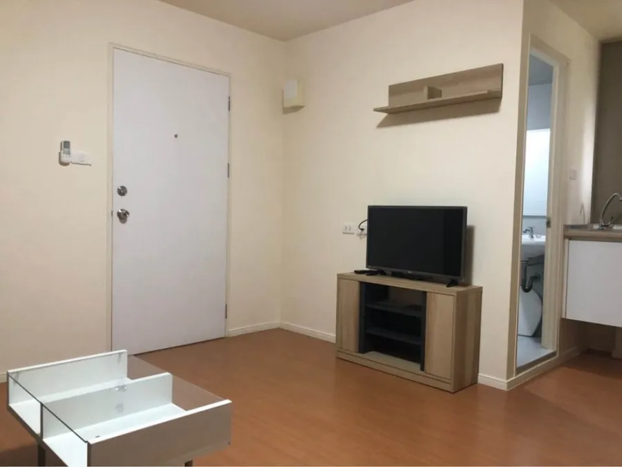 For rent, Lumpini Township, Rangsit-Khlong 1, studio size 22, good position, corner room. Very private, don't miss out on booking