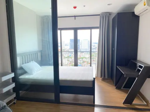 For rent The Tree RIO Bang-Aor Station Nice room, nice bed, nice sofa, plus a beautiful view, don't wait.