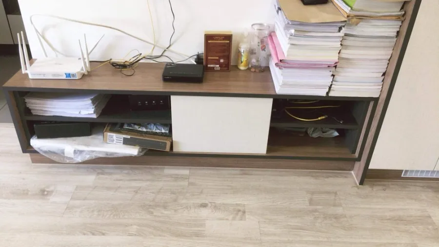 For sale: The One Plus Grand Ramkhamhaeng. The room is separated into sections. Complete set of furniture Don't just look, hurry and reserve now.