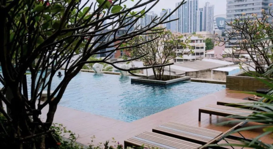 Urgent sale !! Condo Lumpini Place Rama 9-Ratchada, corner room, good view, fully furnished, do not miss !!