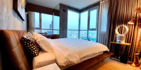 ให้เช่า คอนโด ริทึ่มสาทร ห้องใหญ่ เฟอร์ครบ ชั้นสูง วิวโปร่ง จัดเลย