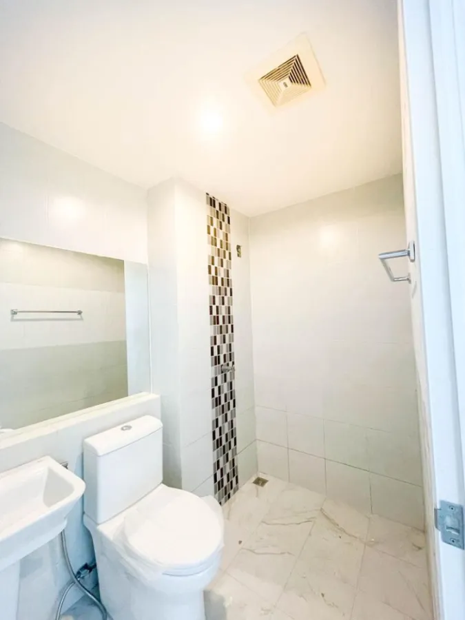 ขายคอนโด 624 คอนโดเลต รัชดา 36 ห้องเปล่า ราคาไม่แรง ห้องทำเลดีที่สุด บอกเลยว่าคุณไม่ควรพลาดห้องนี้
