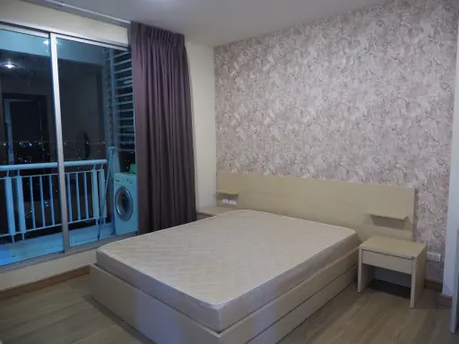 For rent!! Condo Rhythm Ratchada, 22nd floor, pool view, convenient transportation, near MRT Ratchadaphisek, don't miss it!! images