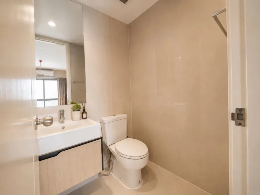 ขาย The Parkland Phetkasem-Thapra ชั้น 15 ห้องมุมมองโปร่ง แสงธรรมชาติดี ห้องกว้าง แต่งครบ รีบจองเลย