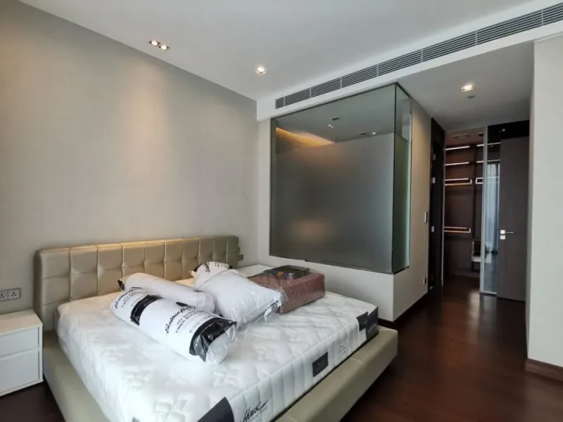 ให้เช่า คิว สุขุมวิท ห้องใหญ่ เฟอนร์นิเจอร์จัดเต็ม อย่ารอช้า