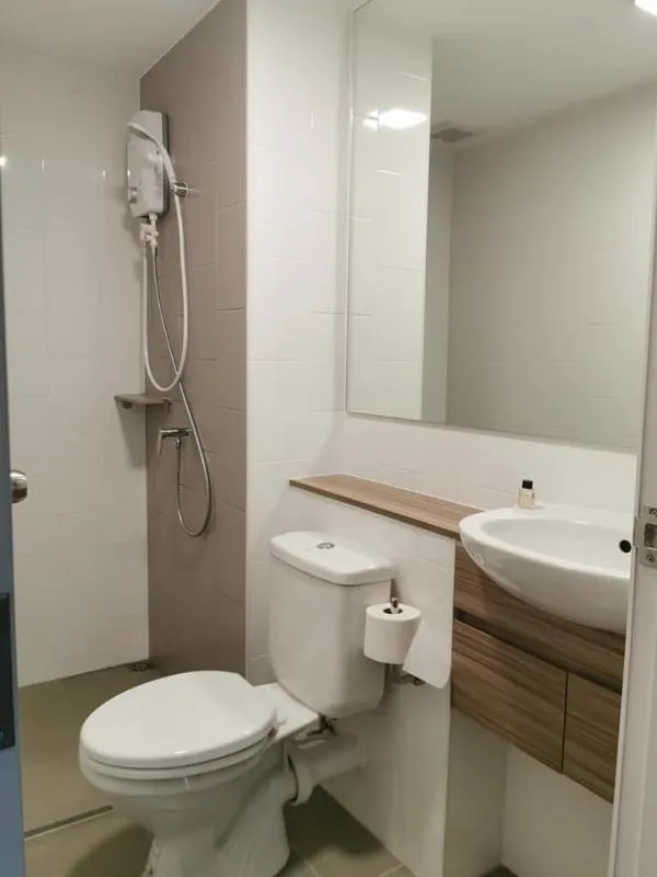 ห้องวิวสระ plum condo Alive รังสิต ม.กรุงเทพ ตึก A ชั้น 3 พร้อมอยู่ทันที ครบทุกสิ่งอย่าง