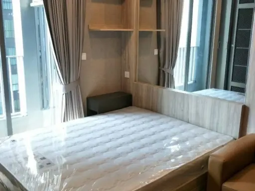 Condo for rent, Ideo Q Chula-Samyan, pool view Fully furnished. Hurry up to reserve. Don't wait.