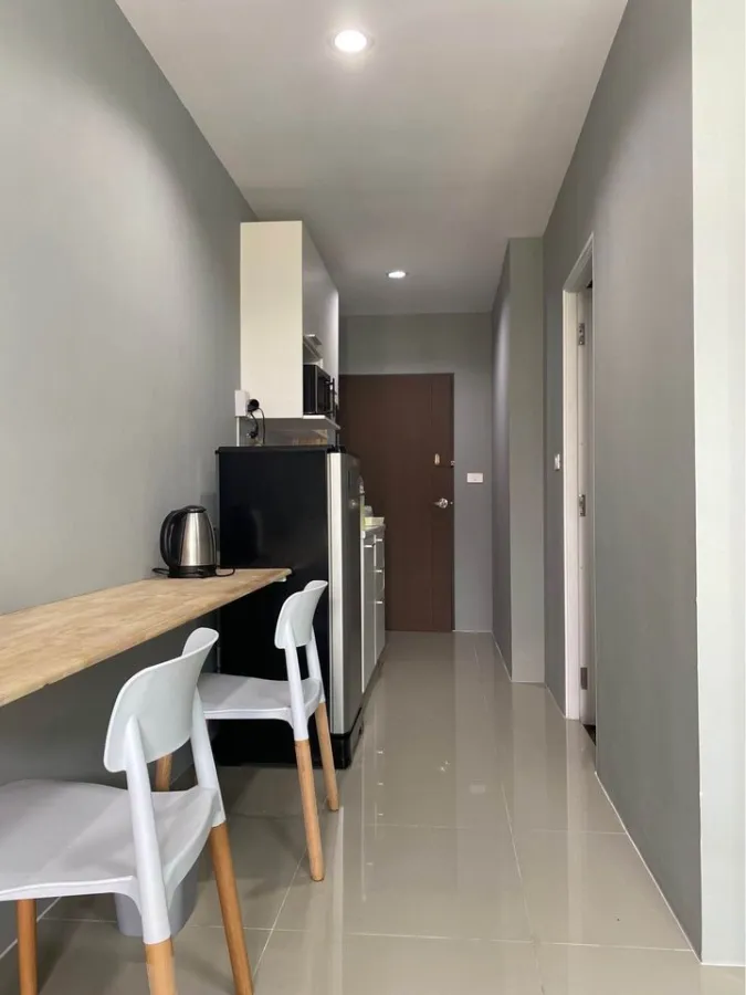 For rent: Asakan Place Srinakarin, a nice room, comes with furniture, electrical appliances, just drag your bags and move in.