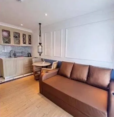Selling a beautiful, fully furnished Seven Seas Cote d'Azur condo with stunning, unblocked views. Book now!
