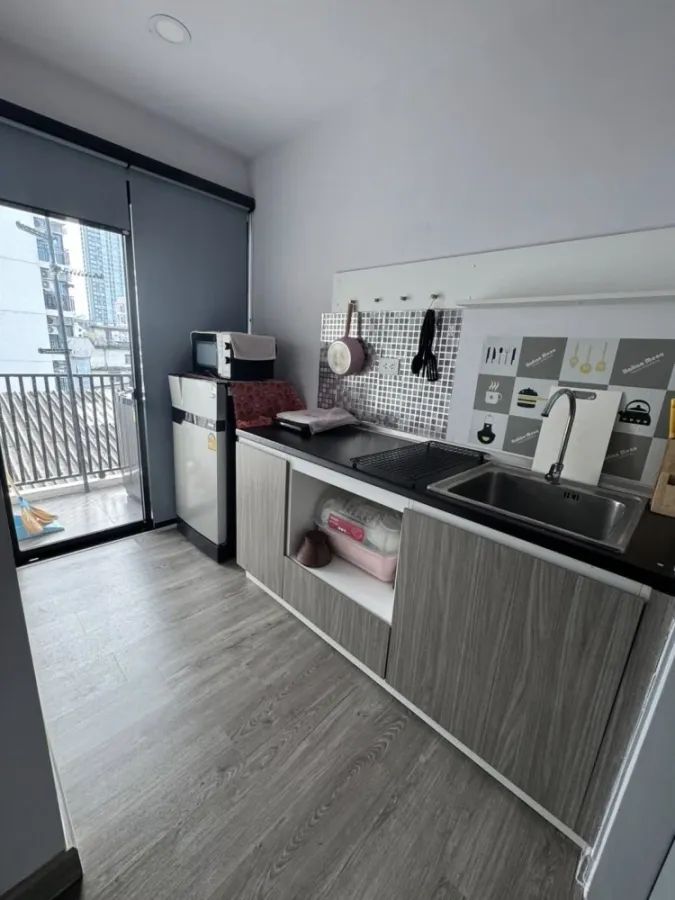 Urgently for rent: Sabai Sabai Condo Sukhumvit 115, ready to move in, fully equipped with amenities. Come reserve before you miss your chance.