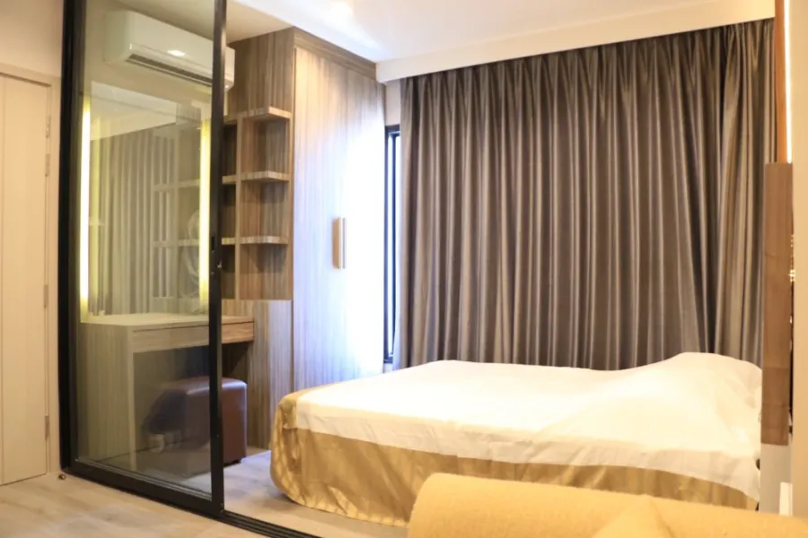 ให้เช่า Politan rive ห้องชั้นสูง เฟอร์พร้อม ราคาสบายกระเป๋า ดีแบบนี้รีบจองเลยก่อนพลาด