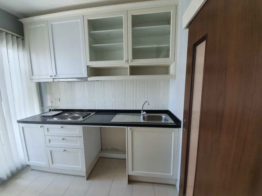 Condo for rent, Ivy River Ratburana, nice decorated room, furnished + complete electrical appliances. If interested, hurry up.