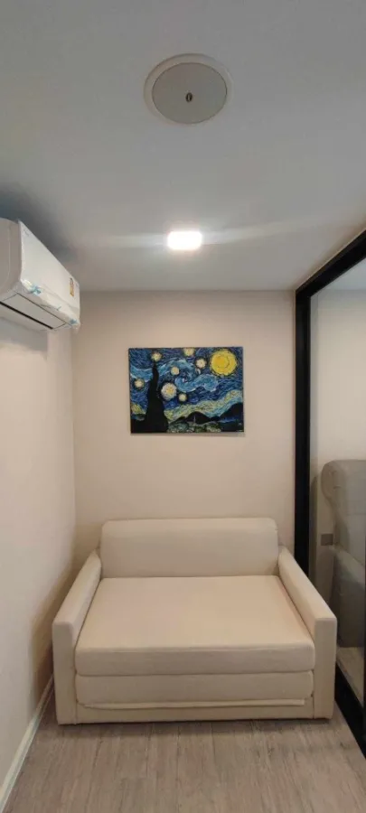 For rent, Cave Ava, Building D, 2nd floor, beautiful room, fully decorated, nice to live in. Let me tell you, you shouldn't miss it. Reserve now.