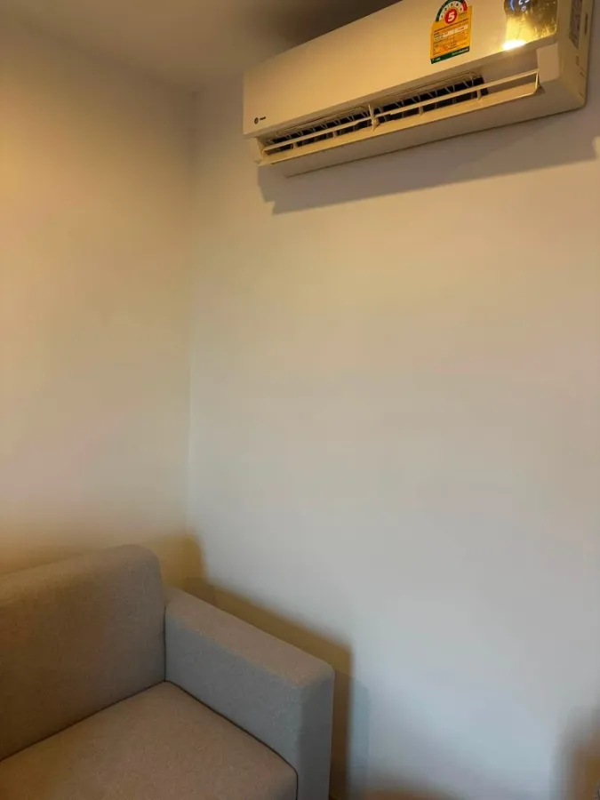 For sale or rent: Ideo Mobi Wongsawang-Interchange. A comfortable room in a great location with complete amenities. Don't miss out!