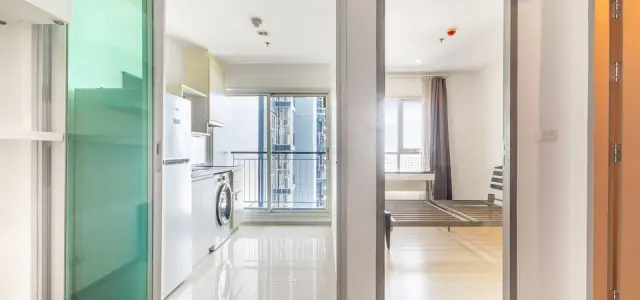 ขาย คอนโด Life Ratchadapisek 1 ห้องนอน 1 ห้องน้ำ ชั้นสูง วิวสวย พร้อมอยู่ จองเลย images