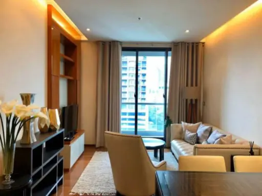 Condo for sale / rent at The Address Sukhumvit 28, clean room, fully furnished, beautiful city view, good value for both living and investing