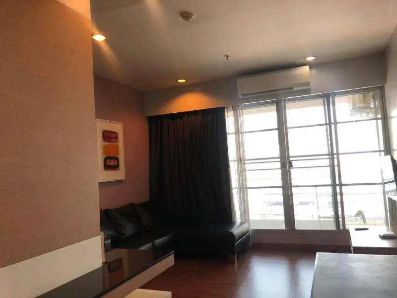 ให้เช่า Baan Klang Krung Siam-Pathumwan ห้องสวย 2นอน เฟอร์ครบ ภายในใหม่สุดๆ รีบเลย ห้ามพลาดเด็ดขาด !