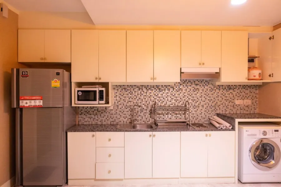 ให้เช่า Condo Noble Remix วิวสูง furniture ครบ สิ่งอำนวยความสะดวกครบ จองได้เลยจ้า