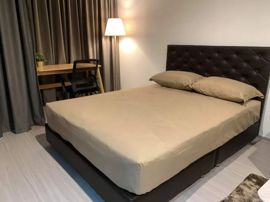 Urgent for sale, Condo Life Ladprao, Building A, high floor, great view, with full built-in furniture. If interested, hurry up.