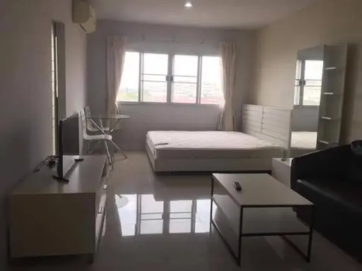 Do not miss the room, fully furnished, ready to carry the bag, move in immediately. Condo for rent, The Seasons Srinakarin.