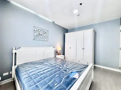 Urgent sale!! Condo T.C. Green, 18th floor, Building B (corner room), good location, convenient transportation, don't miss it!! images