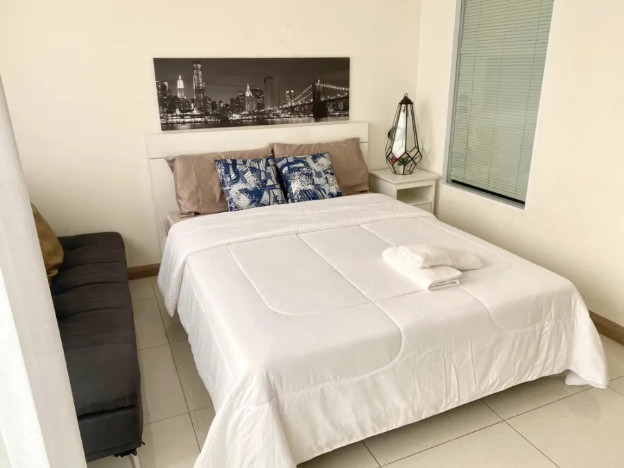 ให้เช่า The Riviara Jomtien Pattaya ชั้นสูง วิวทะเลสวยๆ ห้อง STUDIO ตกแต่งครบครัน ไม่จองพลาดมาก