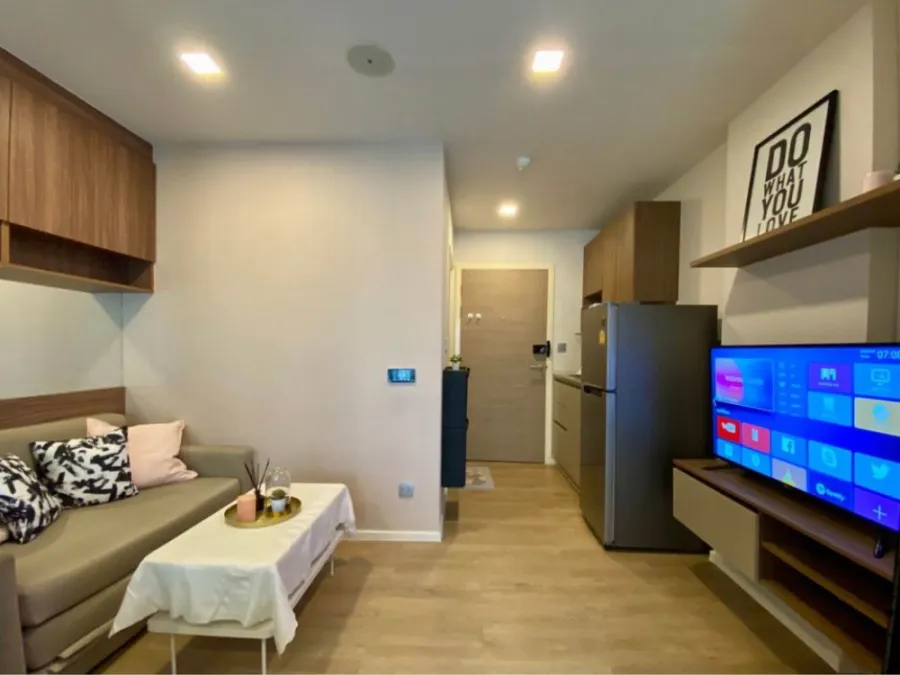 Kave Town Space for rent, beautiful decorated room more decorated than the sample room Book and you won't regret it. Guaranteed. Book now.