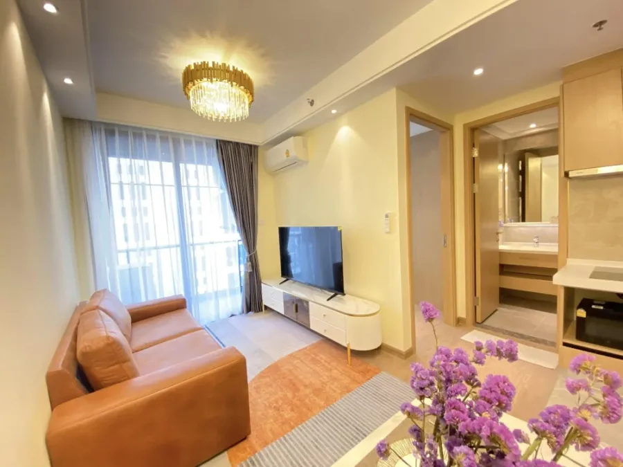ให้เช่า รีเกิล คอนโด ห้องสวย 34 ตรม. ชั้น 25 ชั้นสูงมาก เฟอร์นิเจอร์ Buil in สวยหรูหรา รีบคว้าเลย