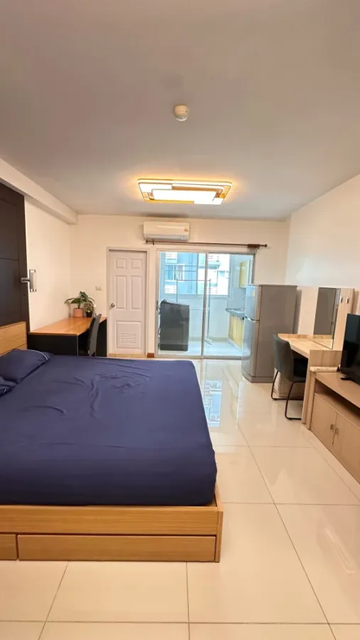 For rent: Supalai City Home Ratchada. A lovely room with complete furnishings. Book now!