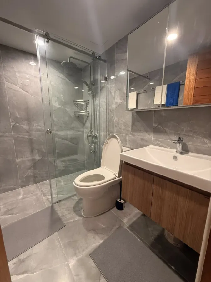 For rent: Lumpini Ville Sukhumvit 77, 2 bedrooms, spacious living area, fully furnished with complete amenities. Just bring your bags and move in!